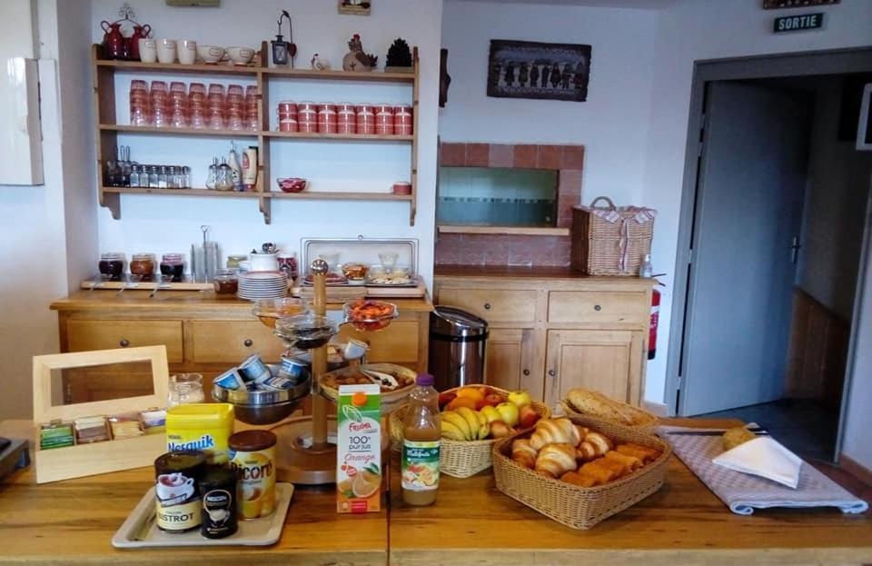 Hotel Restaurant La Source Ла-Фу Экстерьер фото